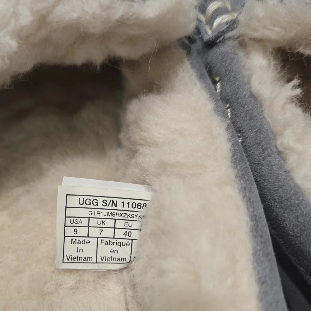 Women's UGG Slippers Suede Sheepskin Ansley Moccasins Slip On Size 9 Light Blue - Picture 5 of 7